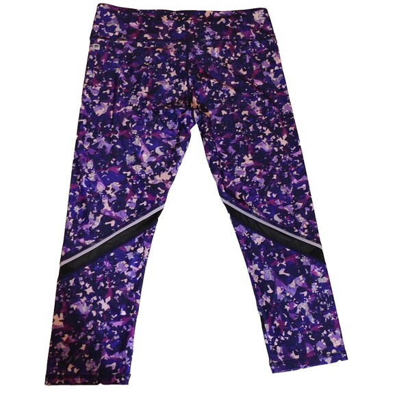 Fabletics Debbie Reflective Capri Leggings Medium Purple Camo Gym Yoga Pilates - Picture 5 of 16